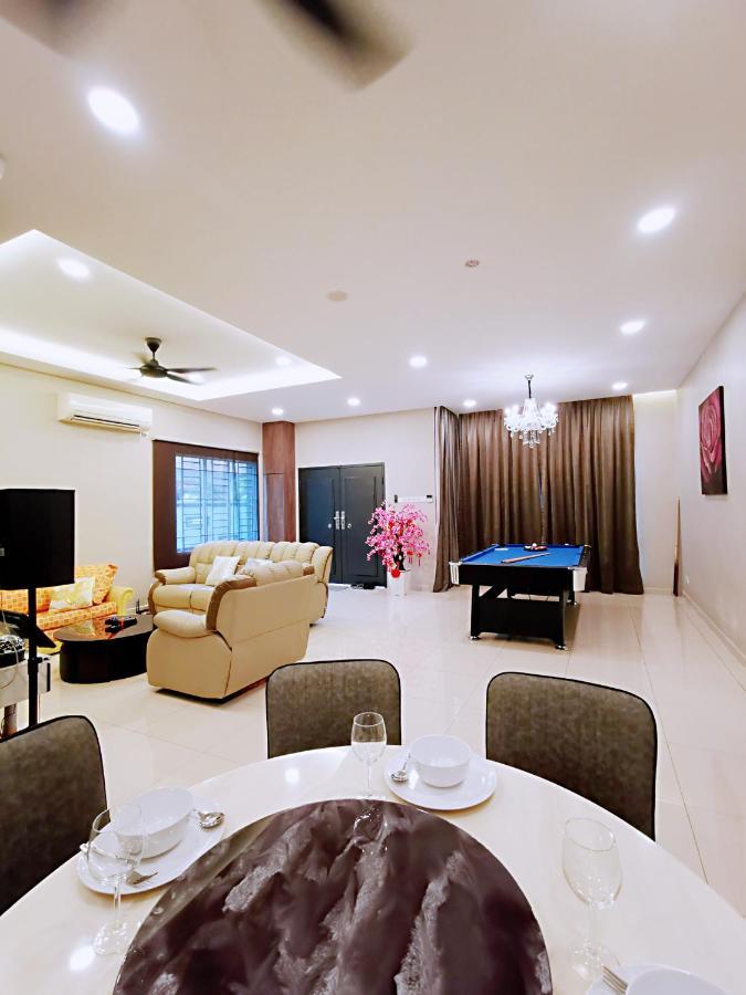 Vila Bungalow Party House *